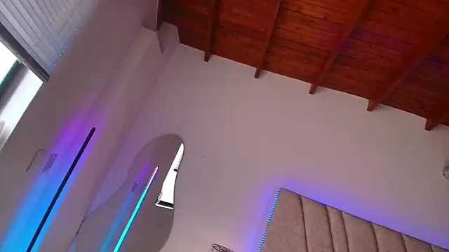 Snapshot of LeahPrada_ chatting on 10, 2, 2025 LeahPrada online show from 10, 2, 2025