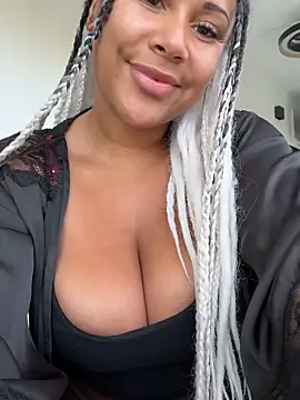 HaileyDiana online show from 10, 10, 2025