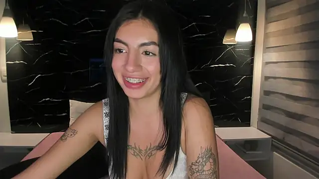 ANTONELLA  ROUSE  online show from 19, 1, 2025