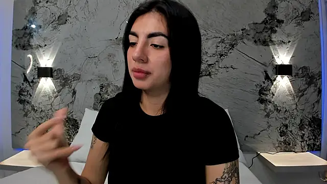 ANTONELLA  ROUSE  online show from 12, 3, 2025