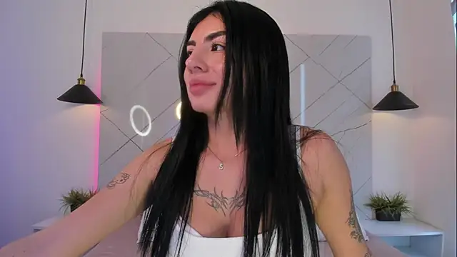 ANTONELLA  ROUSE  online show from 30, 9, 2025