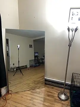 Snapshot of DaddySnowXX chatting on 12, 9, 2025 DaddySnowXX online show from 12, 9, 2025