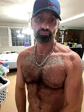 Snapshot of DaddySnowXX chatting on 13, 10, 2025 DaddySnowXX online show from 13, 10, 2025