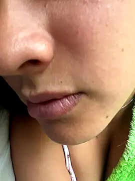 Snapshot of Shanonsex2 chatting on 17, 10, 2025 Shanonsex2 online show from 17, 10, 2025