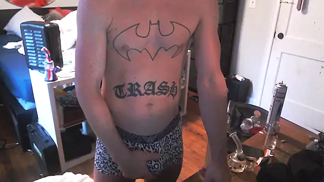 Snapshot of trash4cash chatting on 27, 1, 2025 trash4cash online show from 27, 1, 2025