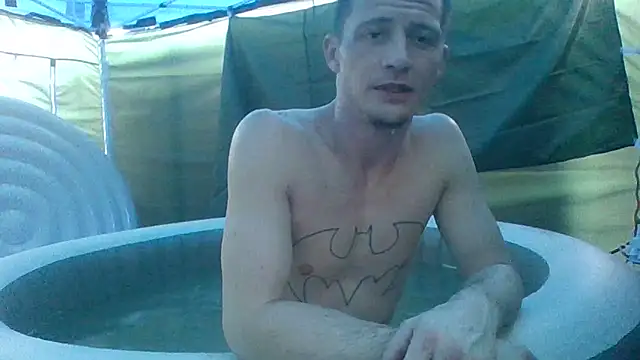 Snapshot of trash4cash chatting on 31, 1, 2025 trash4cash online show from 31, 1, 2025