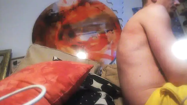 Snapshot of trash4cash chatting on 25, 2, 2025 trash4cash online show from 25, 2, 2025