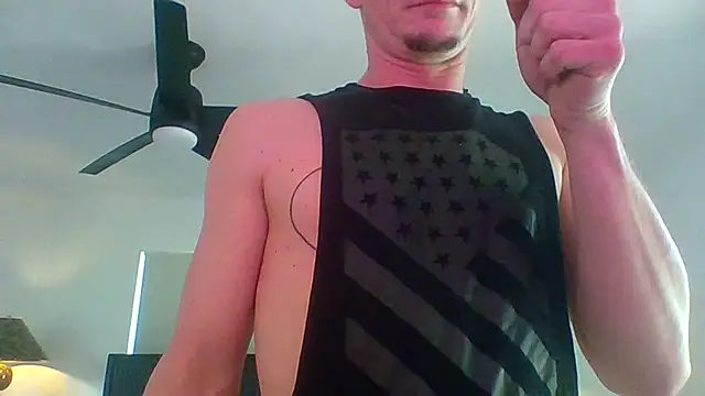 Snapshot of trash4cash chatting on 27, 2, 2025 trash4cash online show from 27, 2, 2025