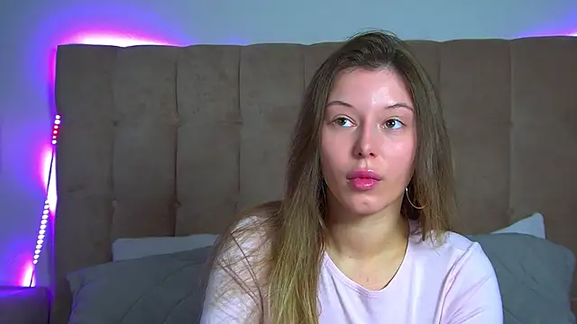 Snapshot of LiliaBianka chatting on 10, 11, 2025 LiliaBianka online show from 10, 11, 2025