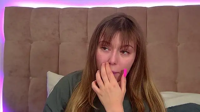 Snapshot of LiliaBianka chatting on 24, 11, 2025 LiliaBianka online show from 24, 11, 2025