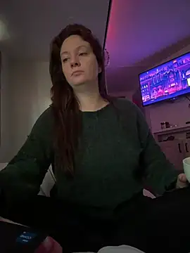 Snapshot of emerieskye20 chatting on 19, 1, 2025 emerieskye20 online show from 19, 1, 2025