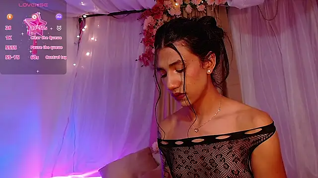 Snapshot of sofiaa_grey_ chatting on 4, 3, 2025 sofiaa grey online show from 4, 3, 2025