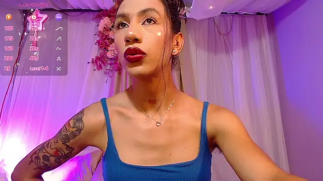 Snapshot of sofiaa_grey_ chatting on 8, 3, 2025 sofiaa grey online show from 8, 3, 2025