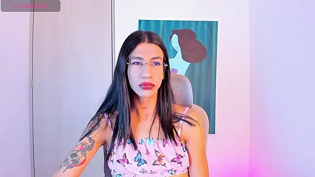 sofiaa grey  online show from 28, 2, 2026