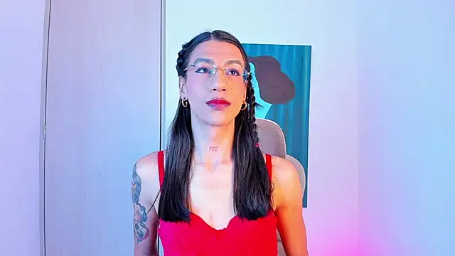 sofiaa grey  online show from 1, 4, 2026