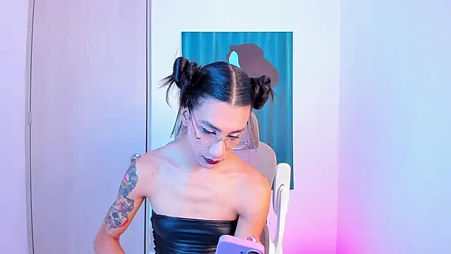 Snapshot of sofiaa_grey_ chatting on 21, 4, 2026 sofiaa grey online show from 21, 4, 2026
