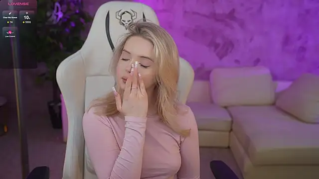 Snapshot of Cassy-Celestial_ chatting on 27, 1, 2025 Cassy-Celestial online show from 27, 1, 2025