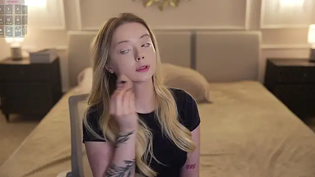 Snapshot of Cassy-Celestial_ chatting on 12, 9, 2025 Cassy-Celestial online show from 12, 9, 2025