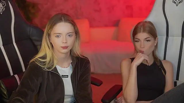 Snapshot of Cassy-Celestial_ chatting on 19, 9, 2025 Cassy-Celestial online show from 19, 9, 2025