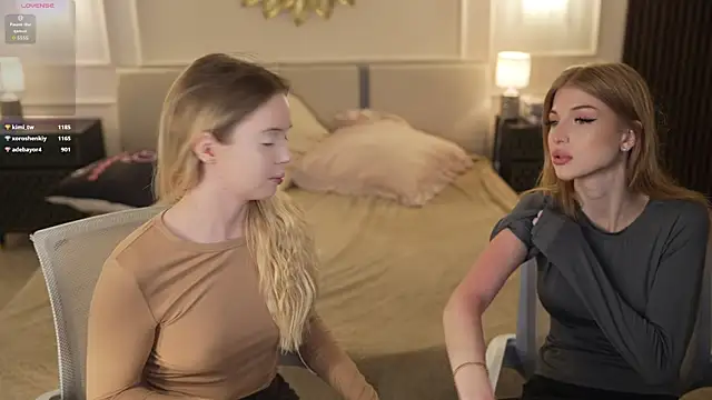 Snapshot of Cassy-Celestial_ chatting on 13, 10, 2025 Cassy-Celestial online show from 13, 10, 2025