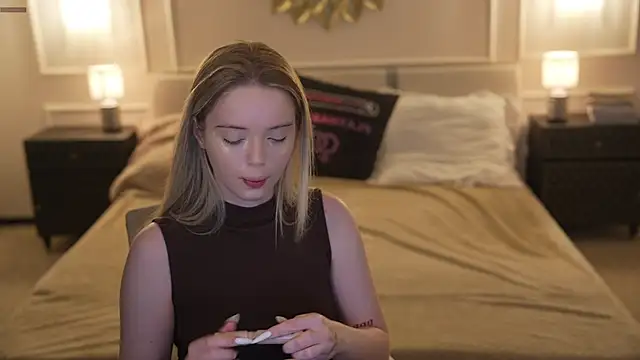 Snapshot of Cassy-Celestial_ chatting on 9, 11, 2025 Cassy-Celestial online show from 9, 11, 2025