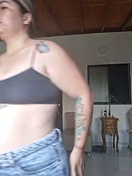 Juliietha servas online show from 14, 4, 2026