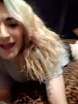 Snapshot of kylierae3133 chatting on 14, 12, 2025 kylierae3133 online show from 14, 12, 2025