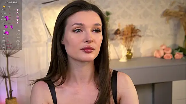 Eva Golden online show from 12, 12, 2024