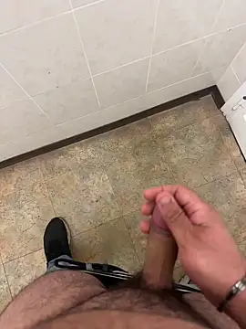 Snapshot of _themask_ chatting on 2, 10, 2025 themask online show from 2, 10, 2025