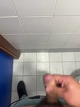 Snapshot of _themask_ chatting on 14, 10, 2025 themask online show from 14, 10, 2025