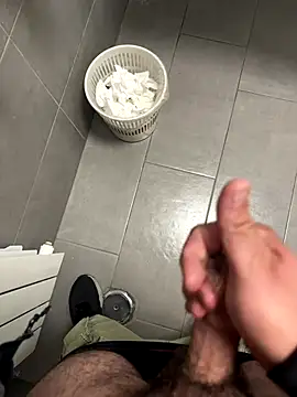 Snapshot of _themask_ chatting on 27, 10, 2025 themask online show from 27, 10, 2025