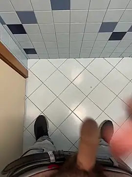 Snapshot of _themask_ chatting on 18, 11, 2025 themask online show from 18, 11, 2025