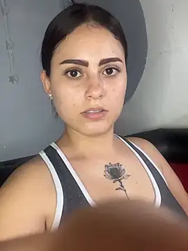 Snapshot of Azuna25 chatting on 28, 6, 2026 Azuna25 online show from 28, 6, 2026