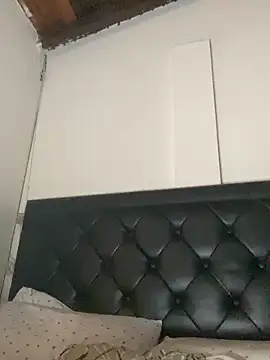 Snapshot of tom_thick chatting on 24, 1, 2025 tom thick online show from 24, 1, 2025