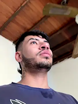 Snapshot of tom_thick chatting on 28, 9, 2025 tom thick online show from 28, 9, 2025