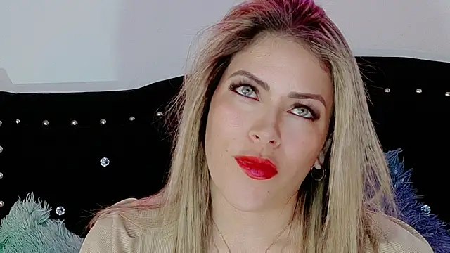 Natalia Montoya online show from 18, 12, 2025