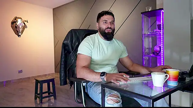 Snapshot of mattmasterss chatting on 11, 3, 2025 mattmasterss online show from 11, 3, 2025