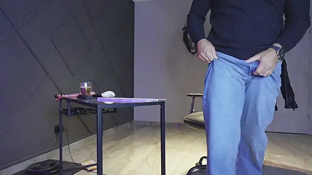 Snapshot of mattmasterss chatting on 7, 11, 2025 mattmasterss online show from 7, 11, 2025