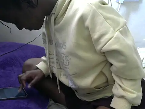 Snapshot of Ma-yolo001 chatting on 6, 10, 2025 Ma-yolo001 online show from 6, 10, 2025