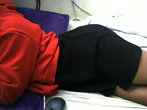 Snapshot of Ma-yolo001 chatting on 28, 11, 2025 Ma-yolo001 online show from 28, 11, 2025