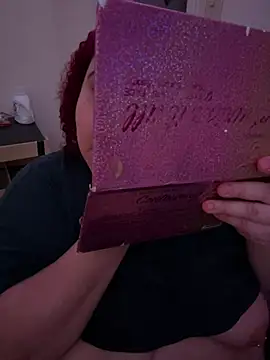 Juicyjordie online show from 8, 1, 2025