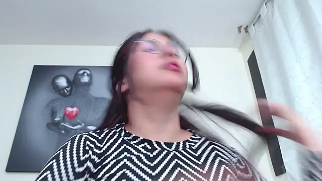 KatrinaRolan online show from 5, 3, 2026