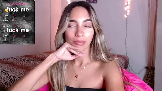 Snapshot of MitchWilson1 chatting on 12, 10, 2025 MitchWilson1 online show from 12, 10, 2025