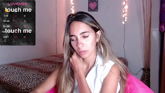 Snapshot of MitchWilson1 chatting on 17, 10, 2025 MitchWilson1 online show from 17, 10, 2025