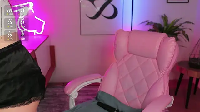 Snapshot of Micky__love chatting on 30, 1, 2025 Micky love online show from 30, 1, 2025