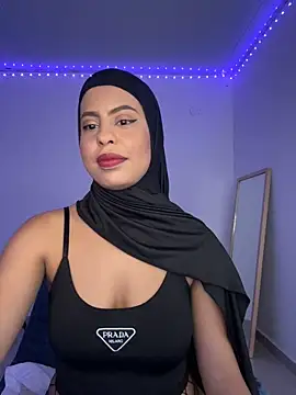 Snapshot of JannaNader12 chatting on 18, 2, 2025 JannaNader12 online show from 18, 2, 2025