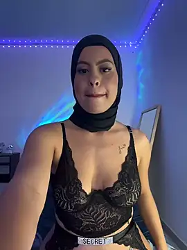 Snapshot of JannaNader12 chatting on 23, 2, 2025 JannaNader12 online show from 23, 2, 2025