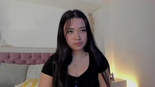 Snapshot of Emelyy_Carter chatting on 20, 3, 2025 Emelyy Carter online show from 20, 3, 2025