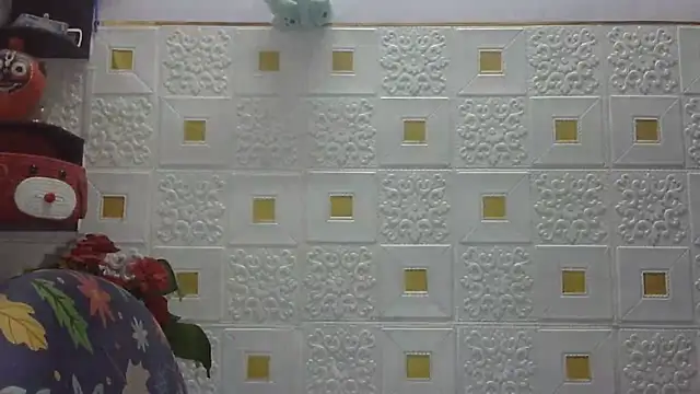 Sexy komolika online show from 5, 3, 2025