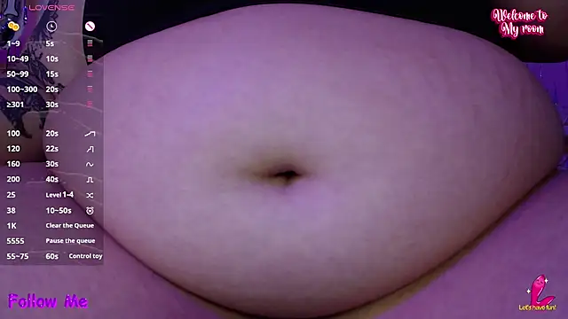 Snapshot of HECATE_23 chatting on 23, 10, 2025 HECATE 23 online show from 23, 10, 2025